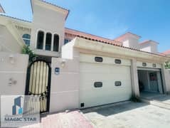 Super deluxe 4 bedroom villa l Own pool l Private entrance l back yard