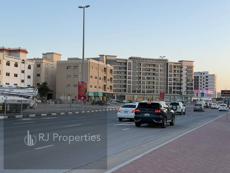 Brand new building - 1 BR apartment - 1 month free - wardrobes - spacious - bright - Close to school Zone