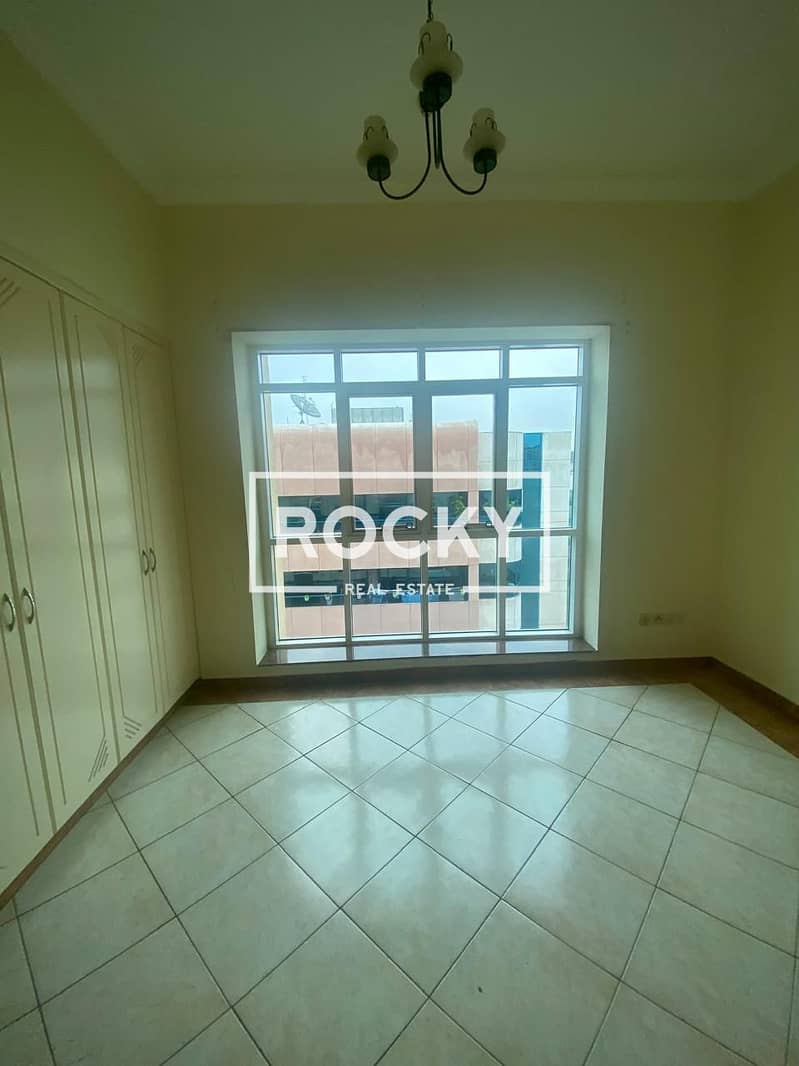 Gorgeous 2 B/R Apt | Bur Dubai - Image 8