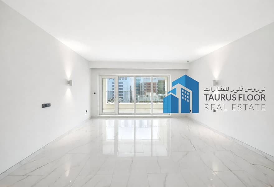 Luxury Studio || Brand New || Near to Metro