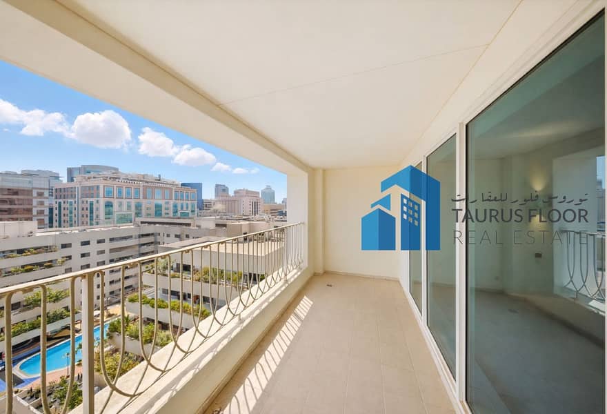 Luxury Studio || Brand New || Near to Metro