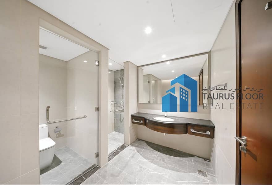 Luxury Studio || Brand New || Near to Metro