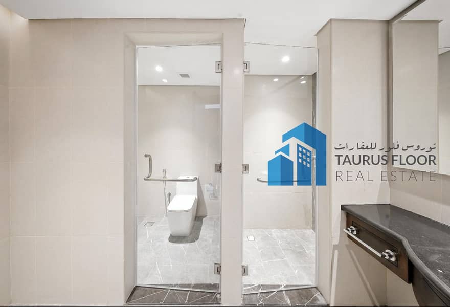 Luxury Studio || Brand New || Near to Metro - Image 6