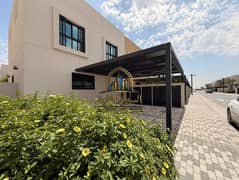 فيلا فاخرة واسعة من ثلاث غرف نوم وصالة، زاوية من النوع "ج"، للإيجار في مدينة الشارقة المستدامة