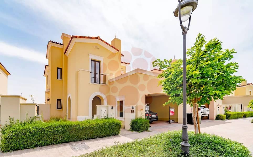 Ready 5BR Luxury Villa | Take Keys Now | No Commission Deal