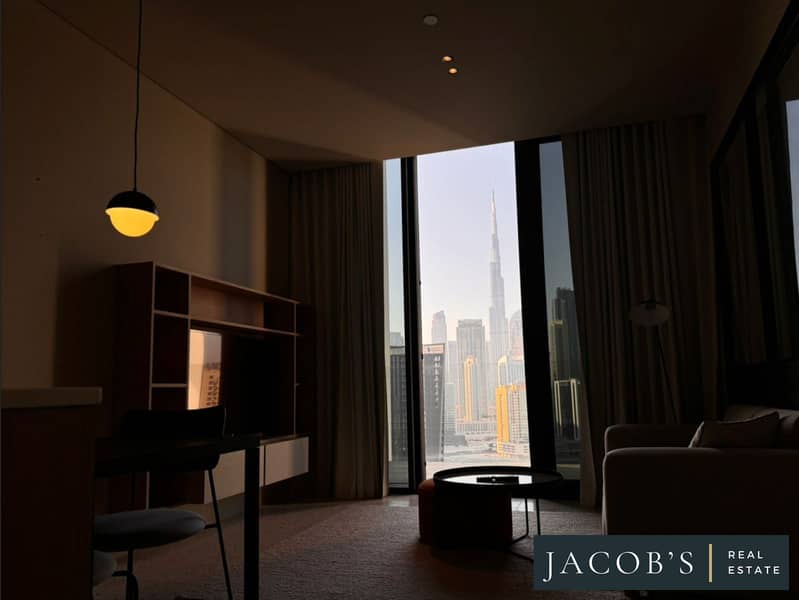 9 Living Room:view. jpeg