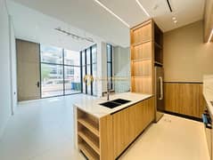 فیلا في لا بيرلا هومز 12،الضاحية 12،قرية جميرا الدائرية 4 غرف 242000 درهم - 12754025