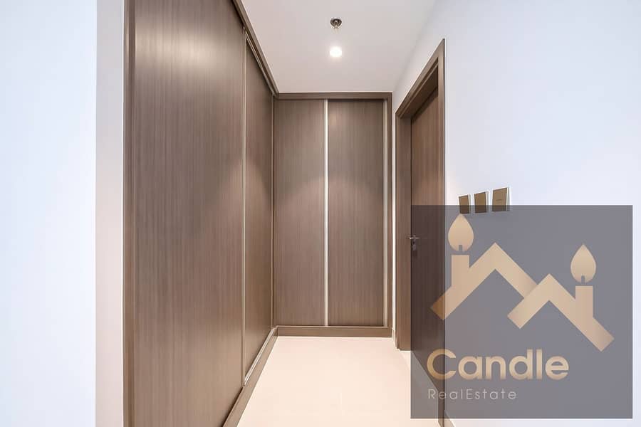 17 master bedroom closet. jpg