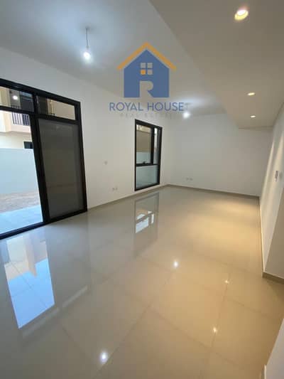 3 Bedroom Villa for Sale in Al Tai, Sharjah - 92075975-7618-4312-a44e-08e9c1a93057. jpg 3 Bedroom Villa for Sale in Al Tai, Sharjah - 92075975-7618-4312-a44e-08e9c1a93057. jpg