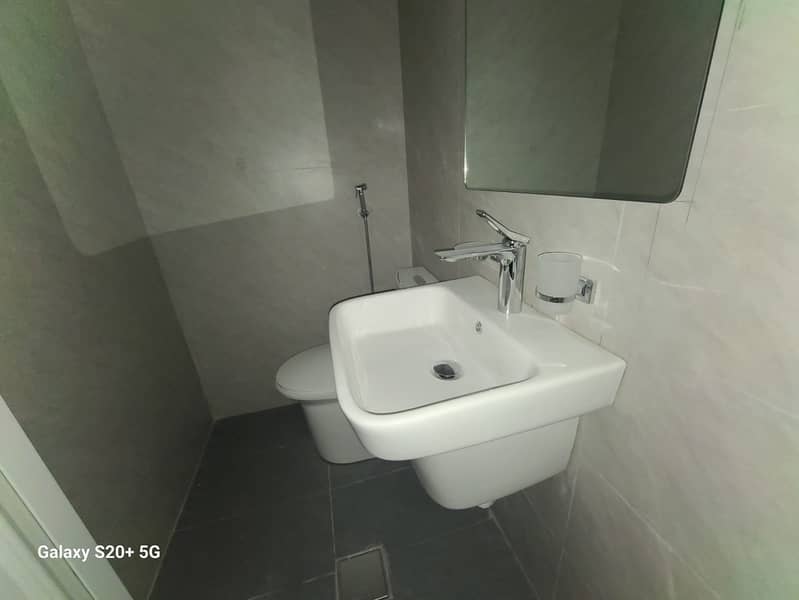 9 45659. jpg