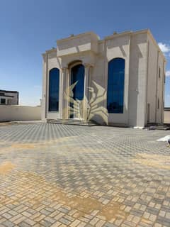 فیلا في العوير 5 غرف 300000 درهم - 14703516