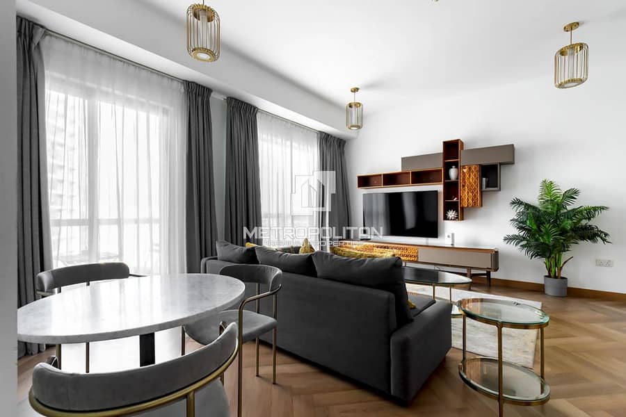 Canal View | Fully Furnished | Spacious Interiors Canal View | Fully Furnished | Spacious Interiors