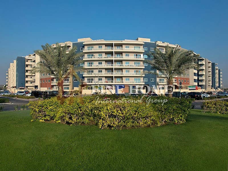 Amazing 2 BR Apartment in Al Reef Downtown