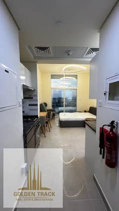 استوديو مفروش بإطلالة مسبح | بلكونة | عزيزي بلازا الفرجان | 550,000 درهم