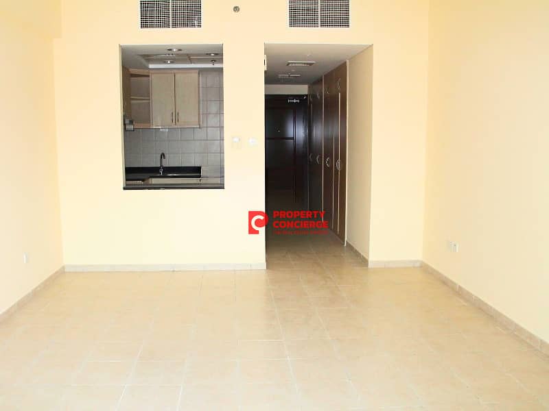 Large Studio | Includes Chiller | Close to Metro