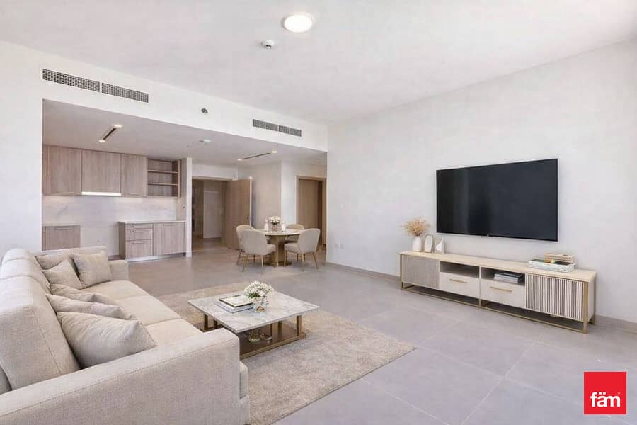 Community Expert | Golf View | Original Price Community Expert | Golf View | Original Price