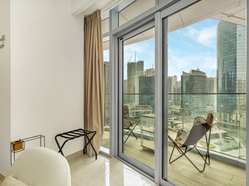 Burj Khalifa View | Modern 1BR in Downtown | Prime Location - Image 11