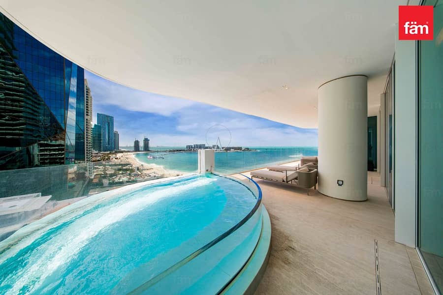 Vacant / Private Pool / Ready To Move In Vacant / Private Pool / Ready To Move In