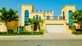 Vacant 4BR Villa | Single Row | Private Garden