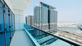 مفروشة جزئيًا | طابق مرتفع | إطلالات على الخور | شاغرة