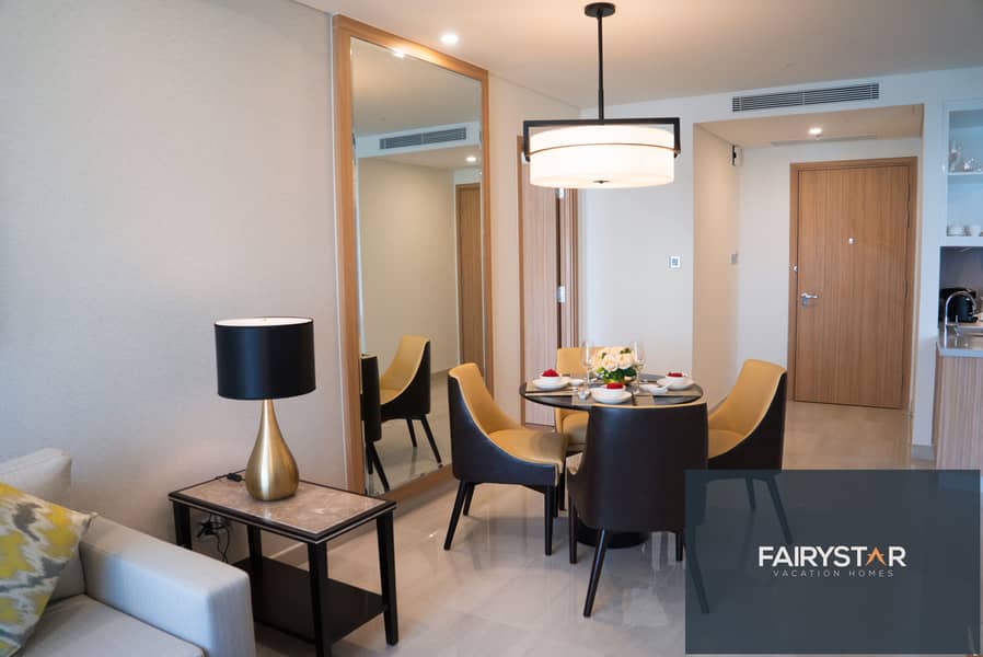3 dining-area-comfortable-studio-flat-hotel-room. jpg