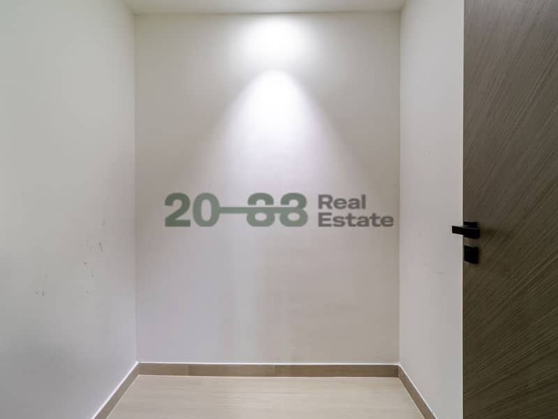 30 Photo25. jpg
