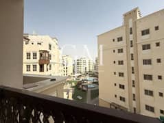 استوديو مفروش | مطبخ منفصل | شرفتان | إطلالة على الحديقة