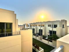 فیلا في مردف هيلز،مردف 4 غرف 210000 درهم - 14731053