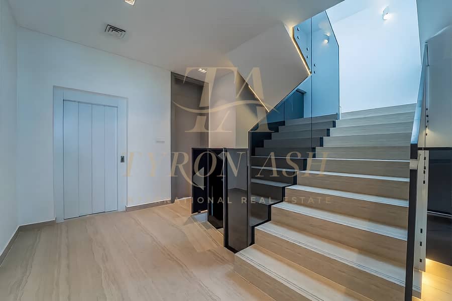 Exclusive Forest Living | 3-Storey Villa - Image 4