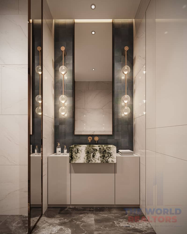 3 Bathroom . jpg