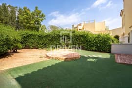 Upgraded | Fully Furnished | Ready to move in