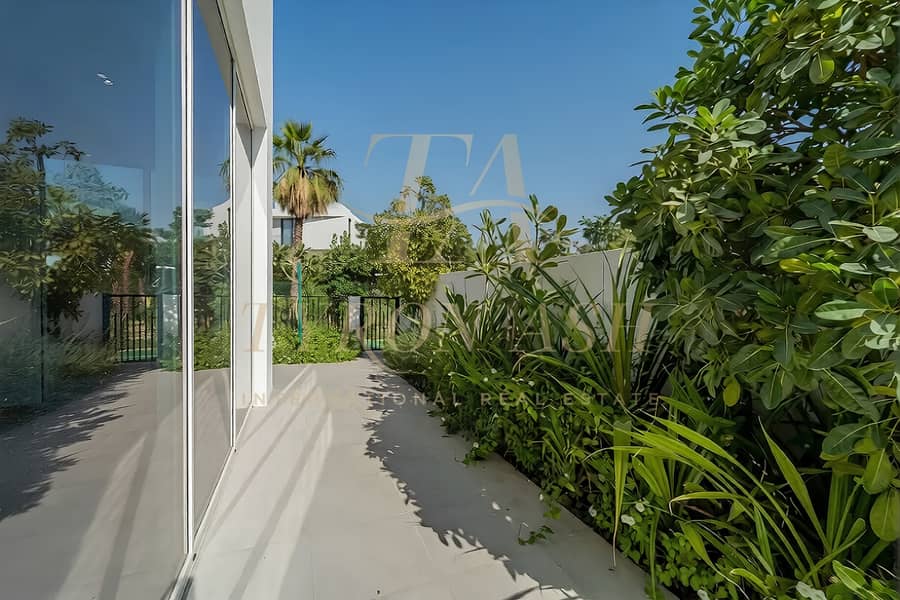 Exclusive Forest Living | 3-Storey Villa - Image 17