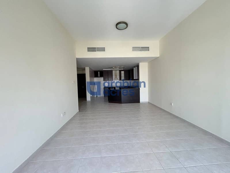 1BR | U type layout | with Store room 1BR | U type layout | with Store room