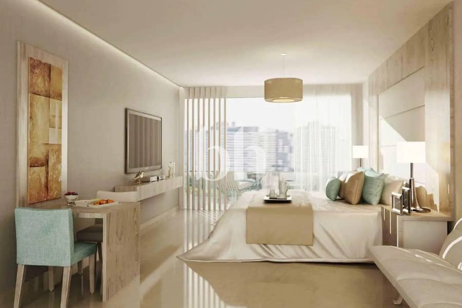 3 images image img