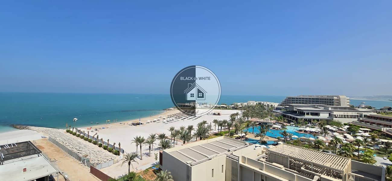 Spacious 2BR Apartment | Sea View | High Floor