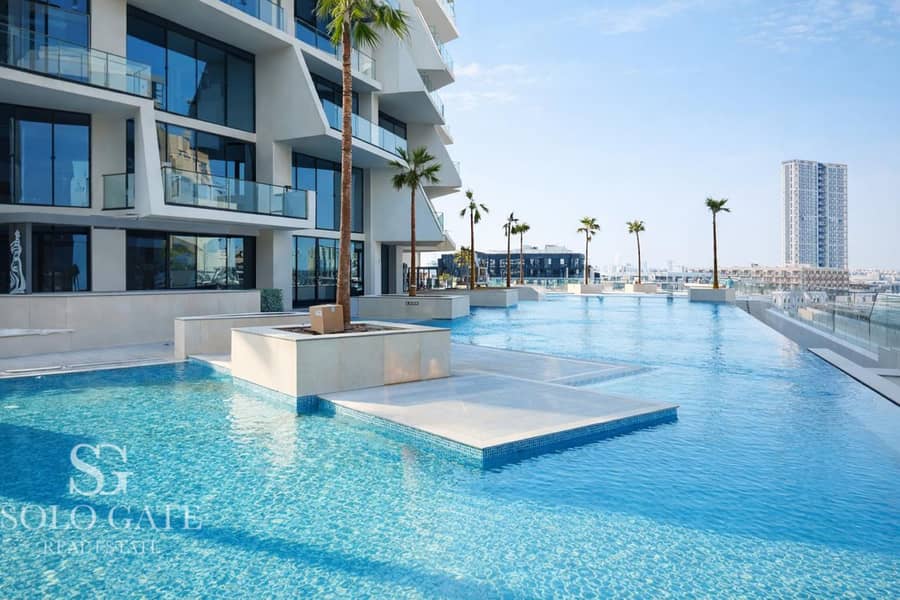 Large 1BR | Private Jacuzzi | High Floor Large 1BR | Private Jacuzzi | High Floor