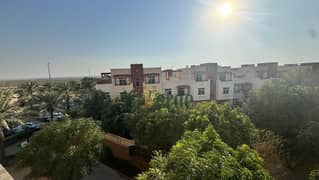 شقة واسعة بغرفة نوم واحدة | شرفة بإطلالة على المجمع السكني