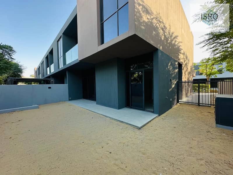 Hot offer||4 Bedroom with 5-Bath||majlis||master room ||