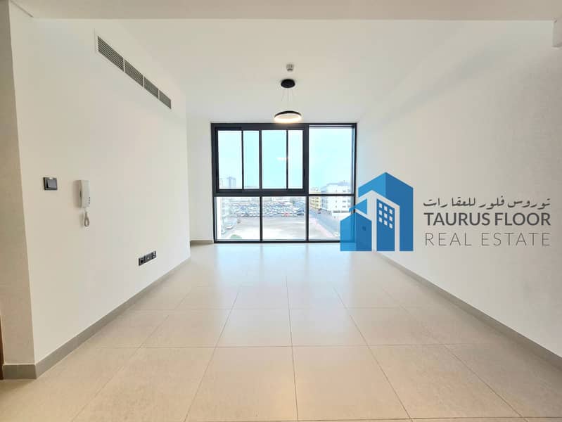 NEAR TO RIGGA METRO CHILLER FREE ONE MONTH FREE