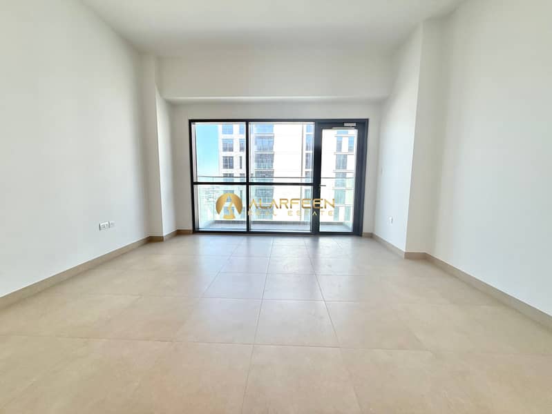 Spacious 2BHK | Walking Distance Metro | ParkView