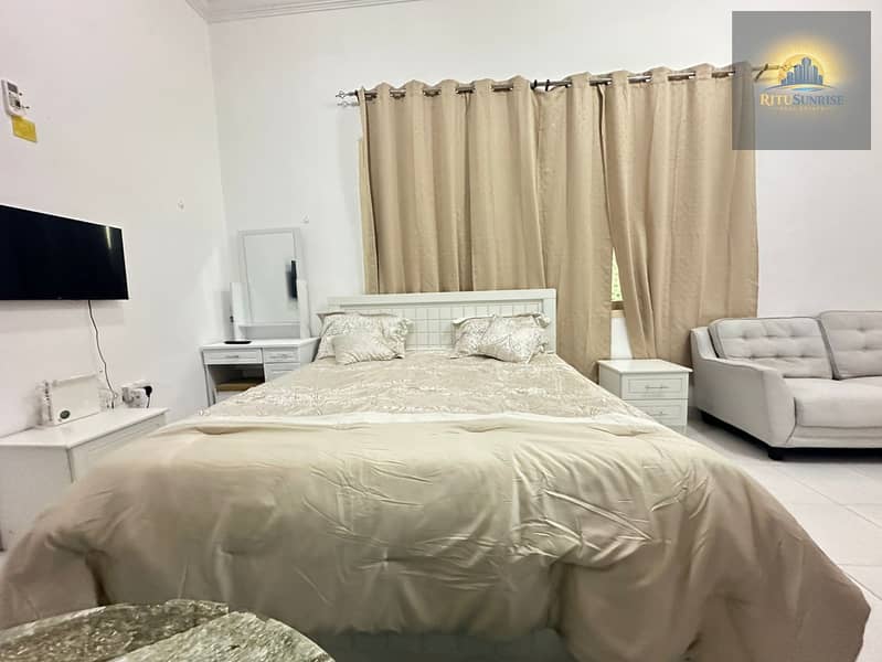 Specious furnished modern studio on ground floor 4k