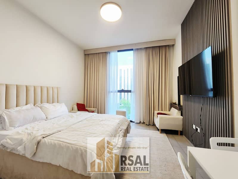 Brand New Aesthetic Studio | Fully Furnished | Pool View | East Village, Aljada