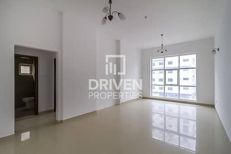 Great Location | Spacious and Bright Unit Great Location | Spacious and Bright Unit