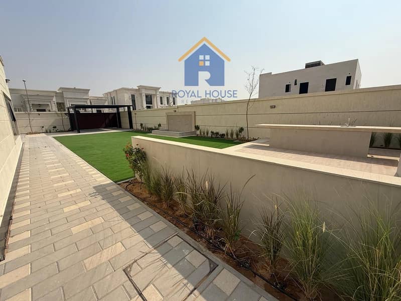 11 WhatsApp Image 2026-02-14 at 23.59. 05 (6). jpeg