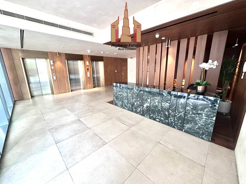 LUXURY 1BHK APARTMENT WITH ALL AMENITIES LAUNDRY ROOM BLACONY