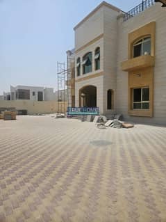 للبيع فيلا في الحوشي