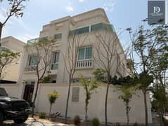 فيلا حديثه في الحوشي ارضي وطابقين. . . . . .