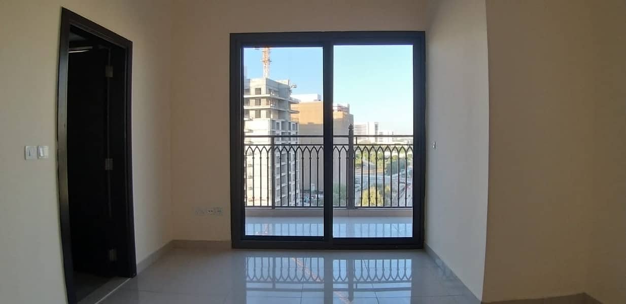 2 bedroom apartment for rent in Al Jadaf 30 days free