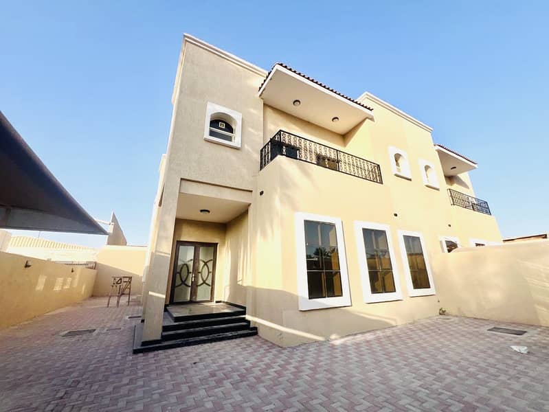 LUXURY villa 4bhk 6washroom maid room AL SAMAN SHARJAH