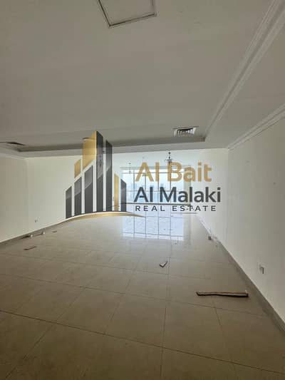 3 Camere Appartamento in Affitto a Al Majaz, Sharjah - WhatsApp Image 2026-03-09 at 12.17. 012. jpeg 3 Camere Appartamento in Affitto a Al Majaz, Sharjah - WhatsApp Image 2026-03-09 at 12.17. 012. jpeg